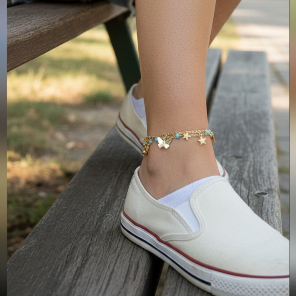 Gold Butterfly Charm Anckle  Bracelet 14k gold plated, New Without Tag
